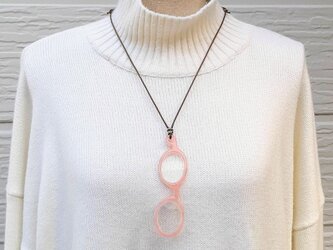 ★ペンダントルーペ　メガネ型ピンク★　母の日　敬老の日　プレゼント　ギフト　老眼鏡　拡大鏡　の画像