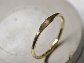 鏡面 K24GPゴールドワンポイント槌目プレーンリング 1.5mm幅 ミラー｜K24GP RING bs｜470の画像