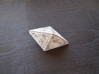 【土のオブジェ】幾何学　六面体の画像