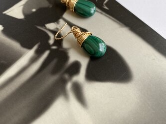 14KGF malachite drop piercedの画像