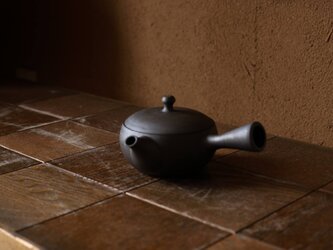 【湯呑み1杯分】洗いやすく手入れのしやすい平丸急須・愛知県常滑産・澤田朋大さん作・急須・平丸・160ccの画像