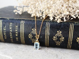 【14kgf】宝石質スカイブルートパーズの一粒ネックレス(レクタングルカット)の画像