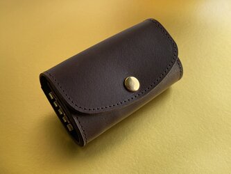 ファスナーポケット付きキーケース　チョコ（イタリアンレザー　MAINE）スマートキー収納可能の画像