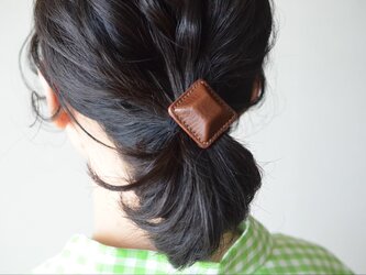 Airas Spuare~hair tie~【レザーヘアゴム】"brown"の画像
