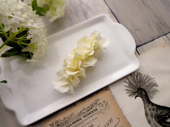 ミニ紫陽花のバレッタ ■ Chuchu シリーズ ■No.37 クリームの画像