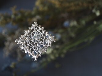 Silver brooch「Beautiful raindrops」の画像