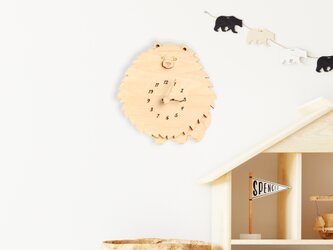 ポメラニアンの時計 木製 掛け時計の画像