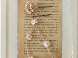 染め花のガーランド付きヘアピン(アンティークホワイト)の画像