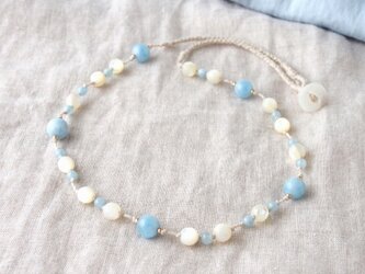 Pale Blue-White Necklaceの画像