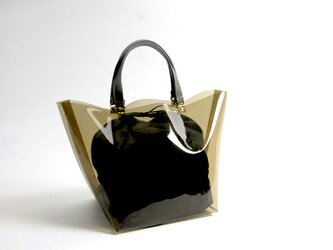 PVCクリア スクエア ミニ・トートバッグ × フリル巾着ポーチ ブラウンの画像