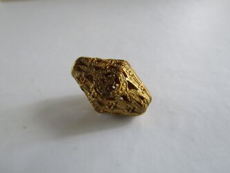 透かし真鍮ビーズ vintage material　の画像