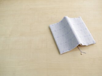 手織りブックカバー(新書）ブルーフラワーの画像