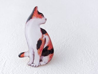 気になる三毛猫のブローチの画像