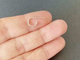 ◇ twist ◇ 小さなフープスタッドピアス　◇ 14kgf ◇の画像
