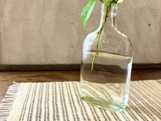 もじり織り玉葱染めテーブルセンターの画像
