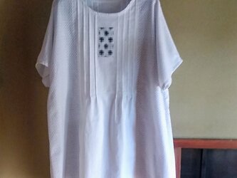 着物リメイク　白絣のピンタックチュニックの画像