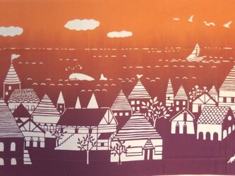 型染めてぬぐい「海の街」（夕闇）（綿100％・手染め抜染）の画像