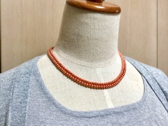 送料込・オレンジパールの上品なネックレス・長さ89㎝の画像