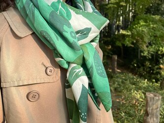 シルクレーヨンスカーフ「桃栗三年柿八年」変化の画像