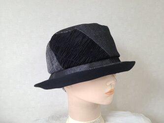 魅せる帽子☆ブラックデニムと異素材のデザインハット～ブラックの画像