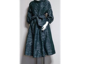 32　大島紬ミッドセンチュリールックドレス見えツーピース（グリーンな昭和レトロ柄）の画像