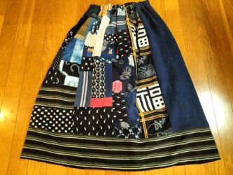 古布リメイク☆藍染に絣パッチで楽しい大人スカート８０cm丈の画像