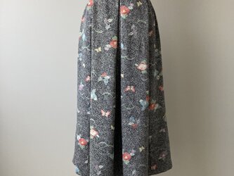 着物リメイクスカート　霜降り椿の画像