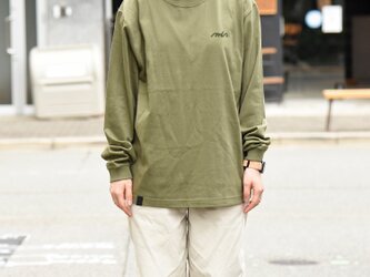 ゆったり シンプル 無地 ロングスリーブTシャツ 革タグ ビッグシルエット オーバーサイズ 刺繍入り 全4色 TA025の画像