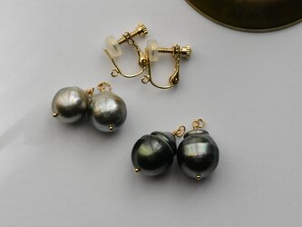 [EC] Black Pearl middle size Earringの画像