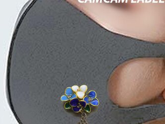 マスクピアス　ブローチ　花と肉球　シルバー　ワイヤー　ビーズ　マグネットの画像