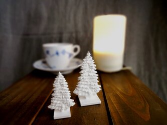 【単品販売】アロマストーン ■ 小さなクリスマスツリー 2D フィンランドの森の画像