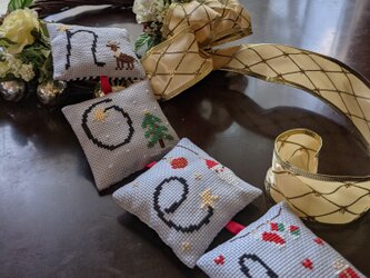 刺繍キット　クリスマスのオーナメントの画像