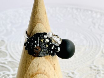 yozora ring (夜空の指輪) ｜リング｜ブラック｜刺しゅう｜受注製作｜オウカノモリ/ouka no moriの画像