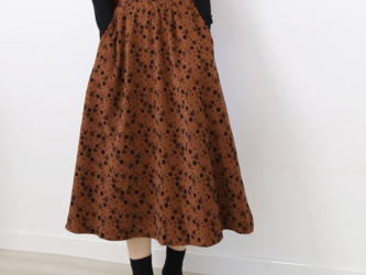 秋冬（細見えレトロ）花柄スカート/ゆったりスカート/Aラインのビッグスカートの画像