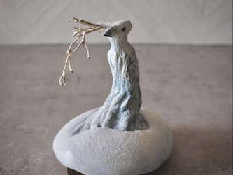 雪の歌 - 鹿   (塑像)の画像