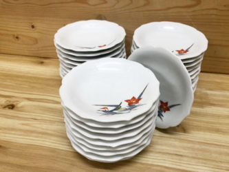 【新品】有田焼製 染錦花柄小皿30枚セット 1枚のサイズ/直径/約11cm×高さ/約2cmの画像
