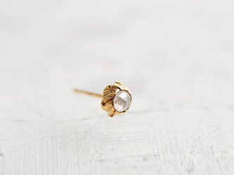 小さな芸術ひと粒ピアス⑨｜ミルキーなダイヤモンド RCの画像