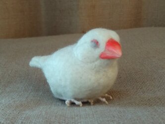 [びびきちさんリクエスト]asae** 文鳥グッズ(羊毛フェルト)おすわり白文鳥の画像