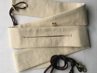 受注製作～肩紐付き長鞭ケース・キナリ（ひも茶）の画像