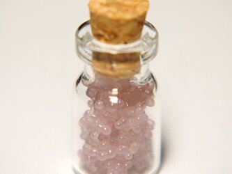 金平糖瓶詰めのミニミニオブジェ　赤紫の画像
