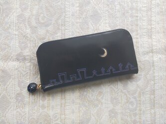 刺繍革財布『街yokonarabi』つやBLACK（ヤギ革/goat）☆slim&軽い☆ラウンドファスナーの画像