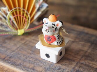 【陶器の小さなちいさな干支飾り】*寅・三方cの画像
