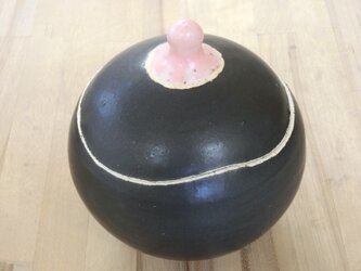 おっぱい小物入れ　ブラックの画像