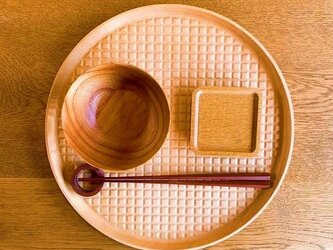 【◦人気シリーズ】ラウンド トレイ　- 格子 -　ko-shi round tray　0014　トガの木の画像
