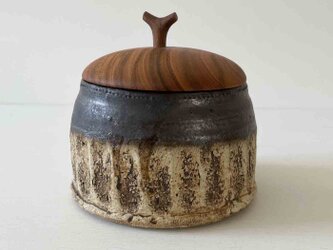 壺型・黒シノギ・蓋物の画像