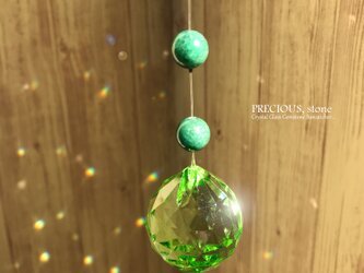 森林のような癒しが心身と空間を照らすサンキャッチャーの画像