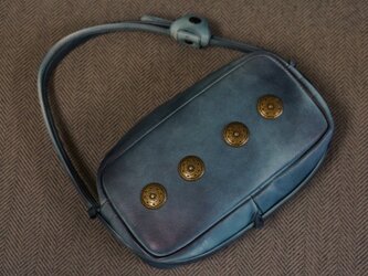２WAY機能ポシェット：vintage navy 吹き付け染色◎内装キーホルダー付き：ポケット機能充実しています。の画像