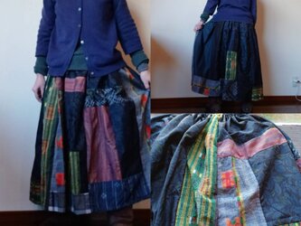 着物リメイク☆渋い紬とカラフル着物で大人女子のおしゃれスカート８０cm丈の画像