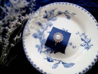天然石のポニーフック ■ 円形フィリグリー ■ レインボームーンストーンの画像