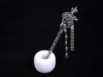 【受注生産】かんざし　梅レリーフとチェーンタッセルの画像